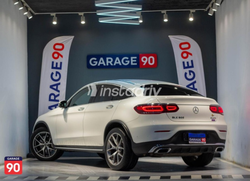 مرسيدس GLC 300 2020 أبيض أوتوماتيك مستعملة للبيع في القاهرة - 4