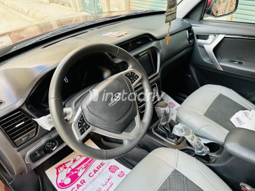 Chery Tiggo 3 2022 Red Automatic Used for Sale in Qena - 5