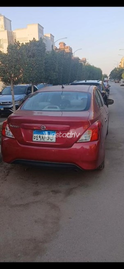 Nissan Sunny 2017 Red Automatic Used for Sale in 6 October - 1