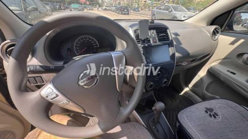 Nissan Sunny 2024 Bronze Automatic Used for Sale in Cairo - 6
