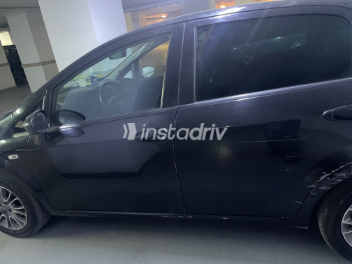 Fiat Punto evo 2011 Black Automatic Used for Sale in Greater Cairo ( Cairo + Giza) - 3