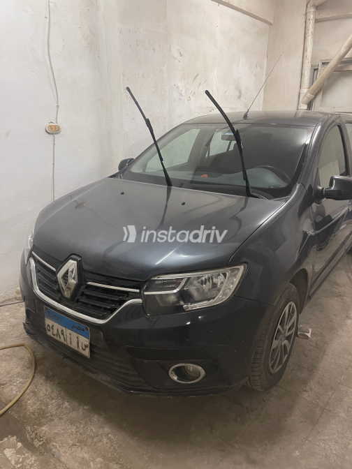 Renault Logan 2019 Gray Automatic Used for Sale in Greater Cairo ( Cairo + Giza) - 5