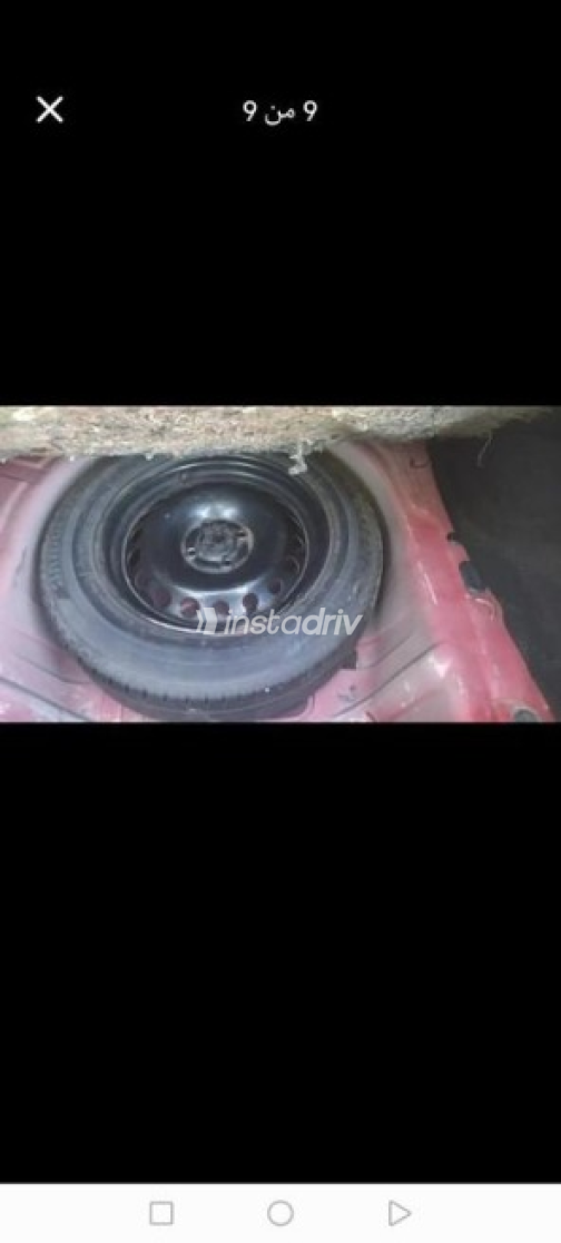 Renault Logan 2016 Dark Red Automatic Used for Sale in Cairo - 4