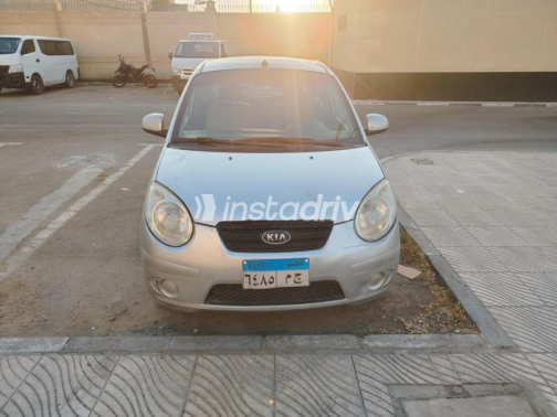 Kia Picanto 2011 Silver Automatic Used for Sale in Greater Cairo ( Cairo + Giza) - 3
