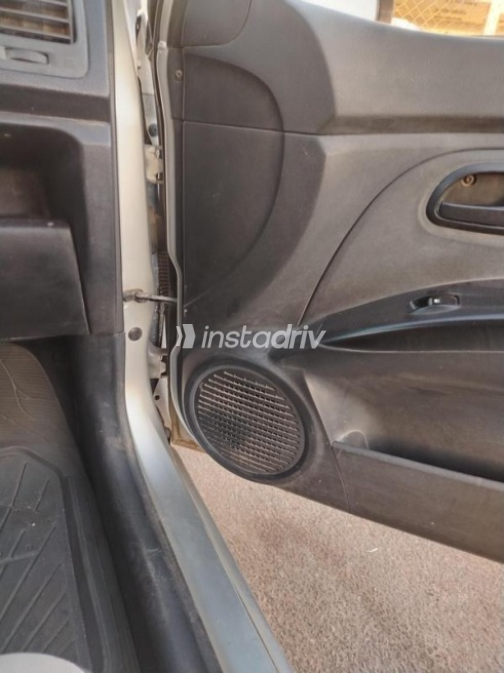 Kia Picanto 2011 Silver Automatic Used for Sale in Greater Cairo ( Cairo + Giza) - 8