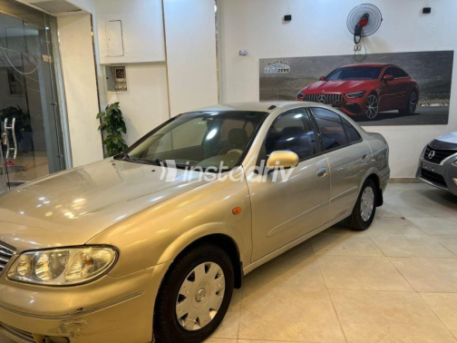 Nissan Sunny 2005 Gold Automatic Used for Sale in El Haram - 2