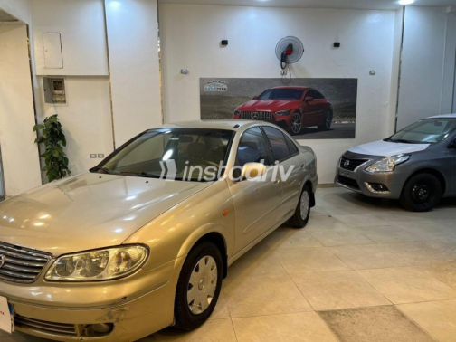 Nissan Sunny 2005 Gold Automatic Used for Sale in El Haram - 4