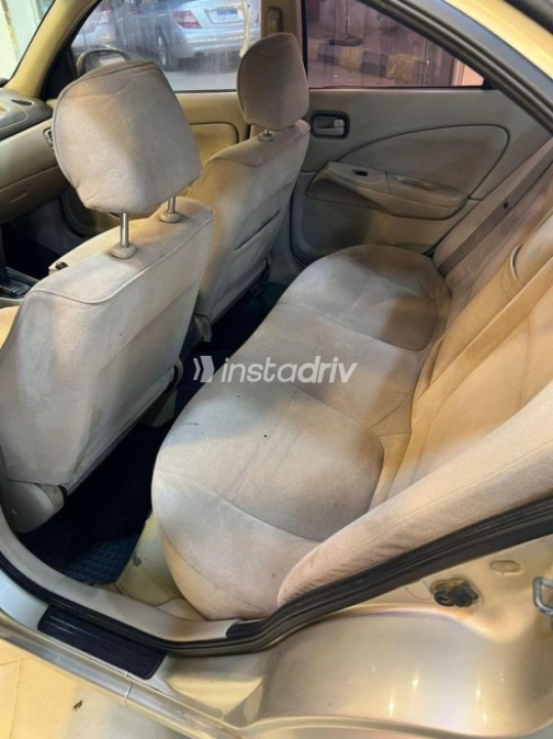 Nissan Sunny 2005 Gold Automatic Used for Sale in El Haram - 7