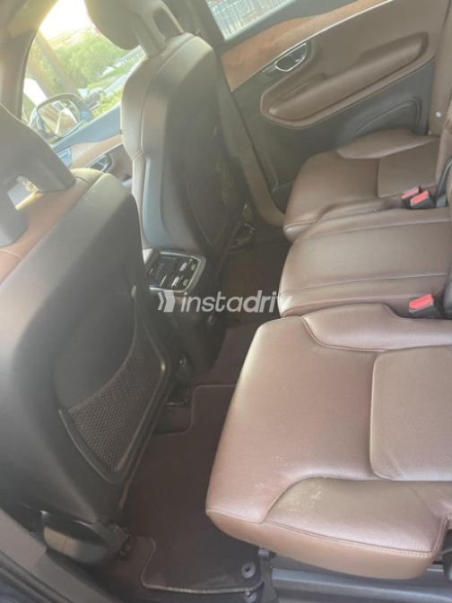فولفو XC90 2021 رمادي أوتوماتيك مستعملة للبيع في 6 أكتوبر - 7