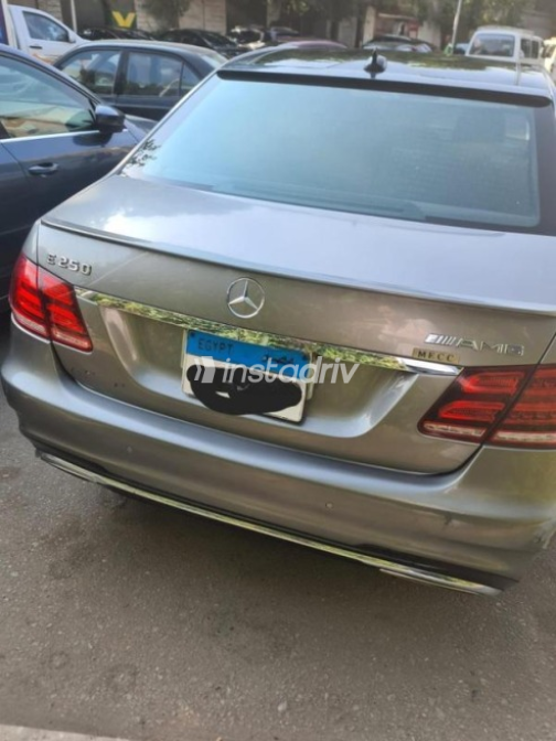 مرسيدس E 250 2014 أسود أوتوماتيك مستعملة للبيع في المعادى - 7