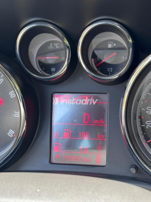 Opel Astra 2018 Gray Automatic Used for Sale in Al Shorouk - 1