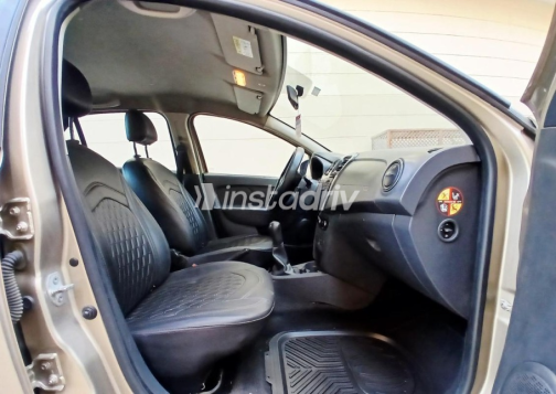 Renault Logan 2021 Gold Manual Used for Sale in Giza - 9