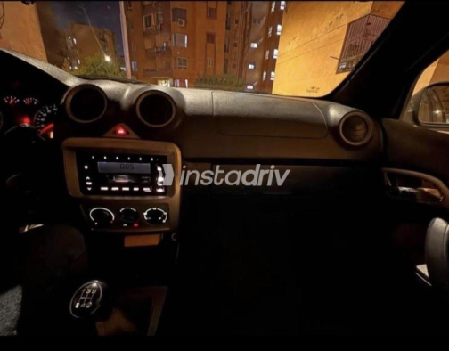 جيلي Ck2 2009 فضي يدوي مستعملة للبيع في 6 أكتوبر - 3
