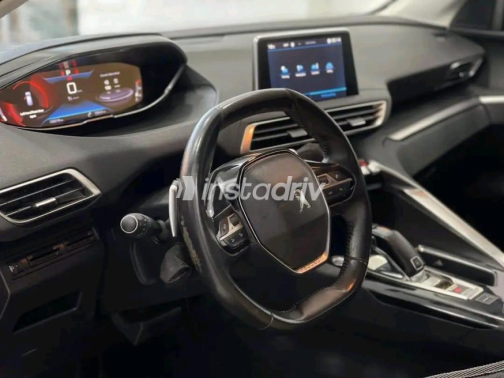 Peugeot 3008 2020 Silver Automatic Used for Sale in Sheikh Zayed City - 7