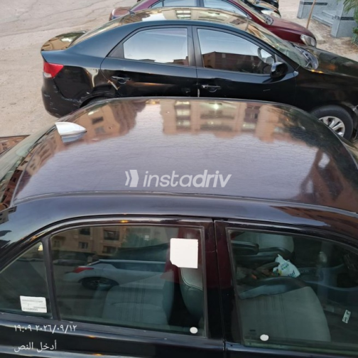 Hyundai Verna 2010 Black Automatic Used for Sale in Cairo - 4