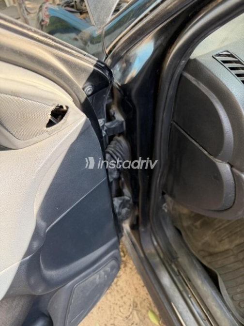Skoda Octavia A4 2006 Black Automatic Used for Sale in Helwan - 7