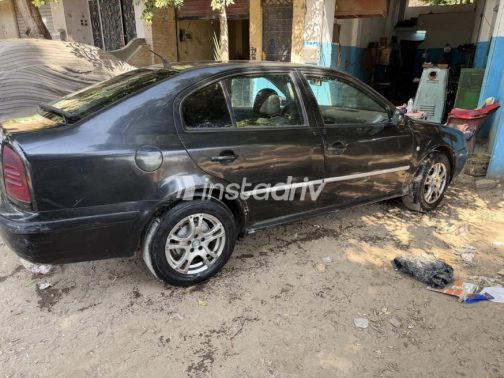 Skoda Octavia A4 2006 Black Automatic Used for Sale in Helwan - 10