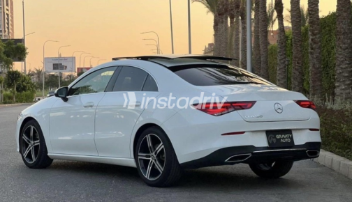 مرسيدس CLA 180 2021 أبيض أوتوماتيك مستعملة للبيع في مدينة الشيخ زايد - 2