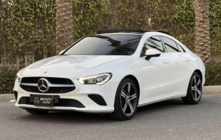 مرسيدس CLA 180 2021 أبيض أوتوماتيك مستعملة للبيع في مدينة الشيخ زايد