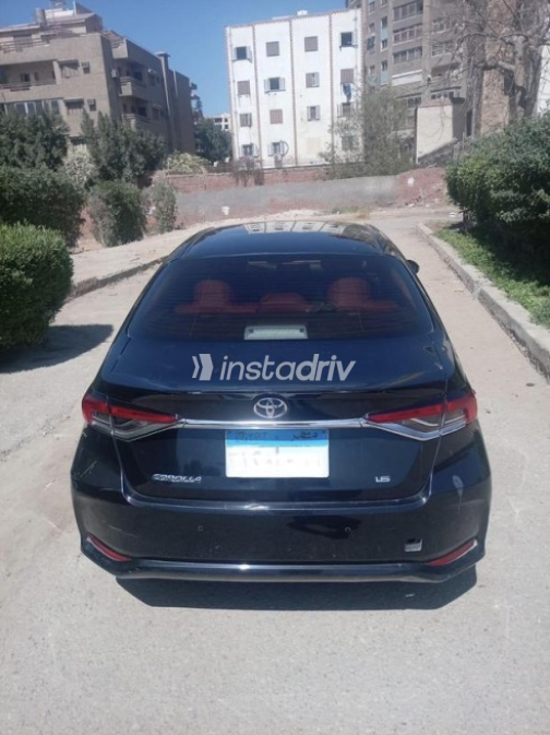 Toyota Corolla 2020 Black Automatic Used for Sale in Cairo - 4