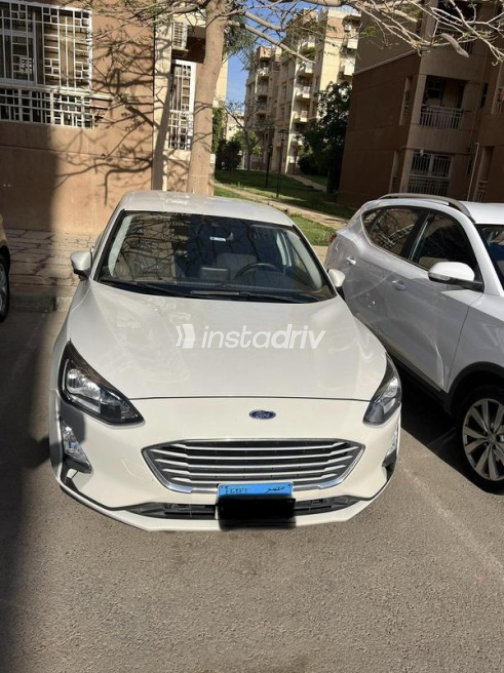 Ford Focus 2022 Beige Automatic Used for Sale in Madinaty - 2