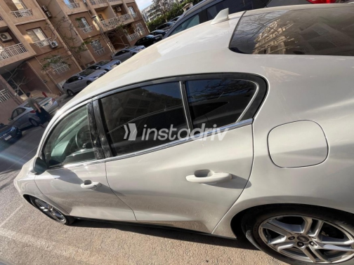 Ford Focus 2022 Beige Automatic Used for Sale in Madinaty - 4