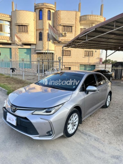 Toyota Corolla 2022 Silver Automatic Used for Sale in Sharqia - 5