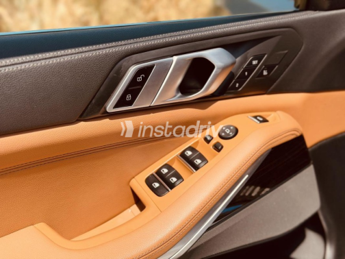 بي ام دبليو X5 2020 فضي أوتوماتيك مستعملة للبيع في مدينة الشيخ زايد - 9