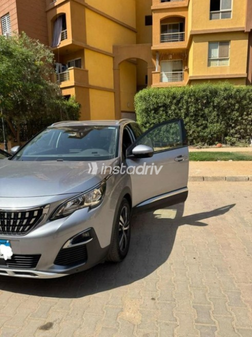 Peugeot 3008 2021 Gray Automatic Used for Sale in 6 October - 5