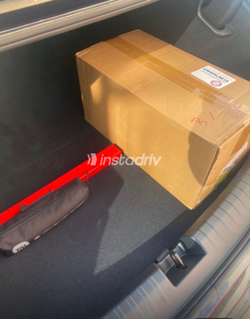 xiaomi SU7 2025 Blue Automatic Used for Sale in Greater Cairo ( Cairo + Giza) - 3