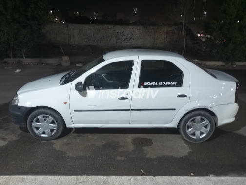Renault Logan 2010 White Manual Used for Sale in Greater Cairo ( Cairo + Giza) - 1