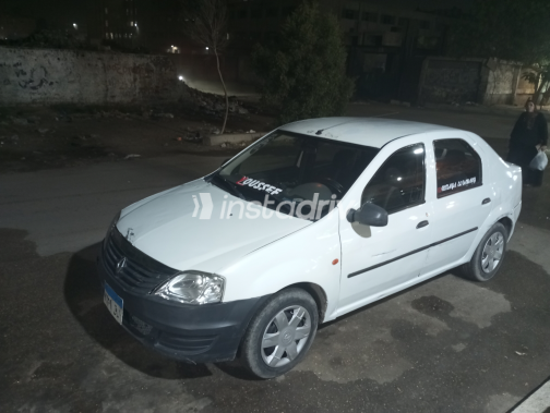 Renault Logan 2010 White Manual Used for Sale in Greater Cairo ( Cairo + Giza) - 3