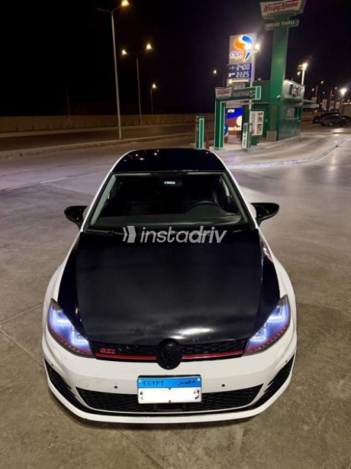 Volkswagen Golf 7 2014 White Automatic Used for Sale in Cairo - 1
