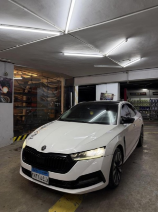 Skoda Octavia A8 2021 White Automatic Used for Sale in Qalyubia