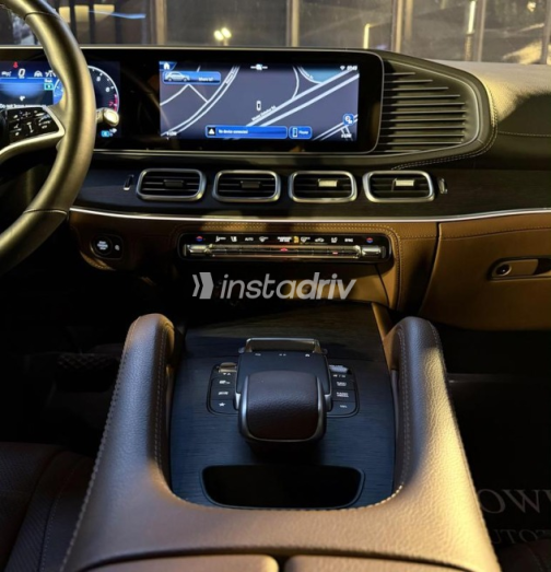 Mercedes GLE 450 2024 White Automatic Used for Sale in Sheikh Zayed City - 7