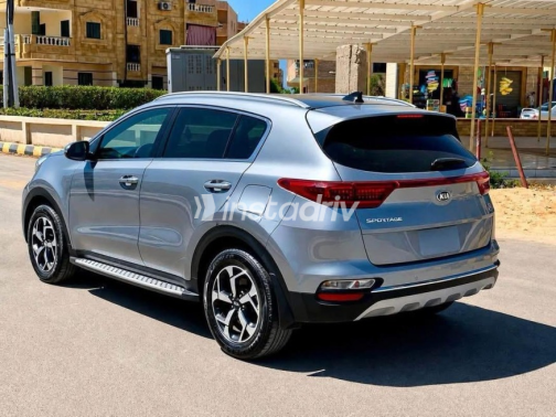 كيا سبورتاج 2021 رمادي أوتوماتيك مستعملة للبيع في المهندسين - 6