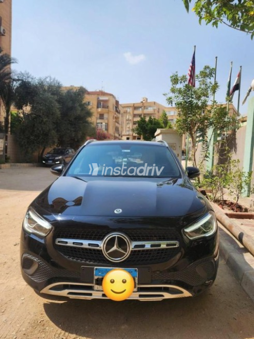 Mercedes GLA 200 2021 Black Automatic Used for Sale in El Haram - 1