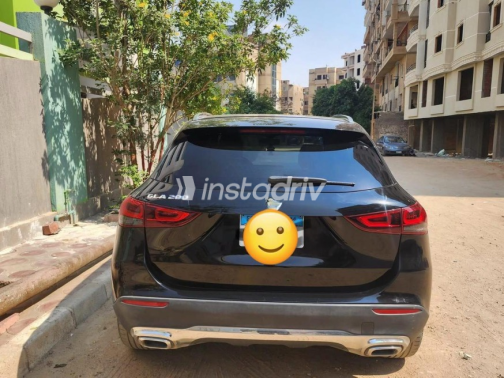 Mercedes GLA 200 2021 Black Automatic Used for Sale in El Haram - 3