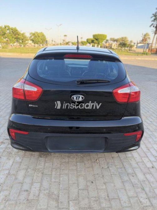 Kia Rio 2015 Black Automatic Used for Sale in Suez  - 4