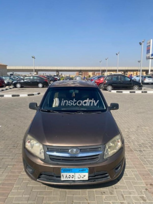 Lada Granta 2016 Bronze Manual Used for Sale in 6 October - 1