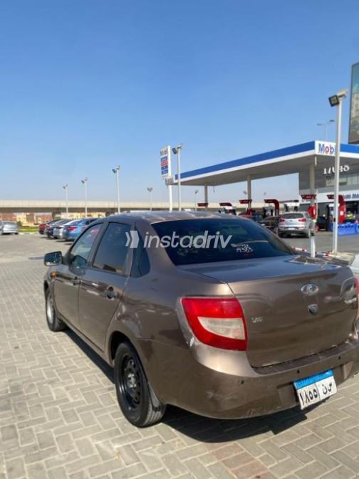 Lada Granta 2016 Bronze Manual Used for Sale in 6 October - 4