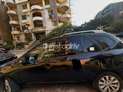 Kia Carens 2012 Black Automatic Used for Sale in Mokattam - 6