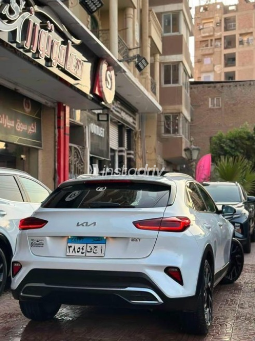 Kia Xceed 2024 White Automatic Used for Sale in Faiyum - 2