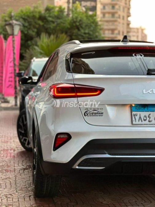 Kia Xceed 2024 White Automatic Used for Sale in Faiyum - 4
