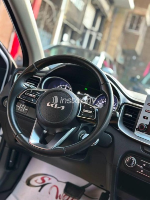 Kia Xceed 2024 White Automatic Used for Sale in Faiyum - 10