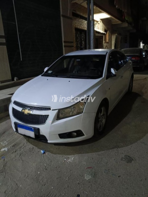 Chevrolet Cruze 2010 White Automatic Used for Sale in Ismailia - 1