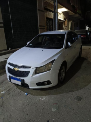 Chevrolet Cruze 2010 White Automatic Used for Sale in Ismailia