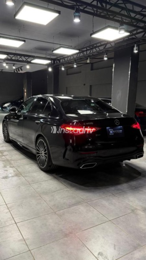 Mercedes C 200 2023 Black Automatic Used for Sale in Cairo - 3