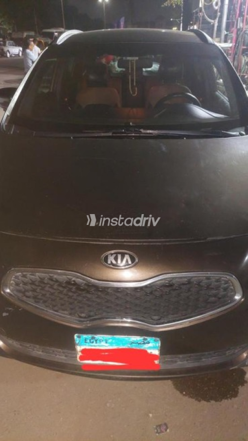 Kia Carens 2015 Mocha Automatic Used for Sale in Greater Cairo ( Cairo + Giza) - 2