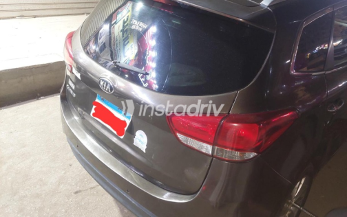 Kia Carens 2015 Mocha Automatic Used for Sale in Greater Cairo ( Cairo + Giza) - 5